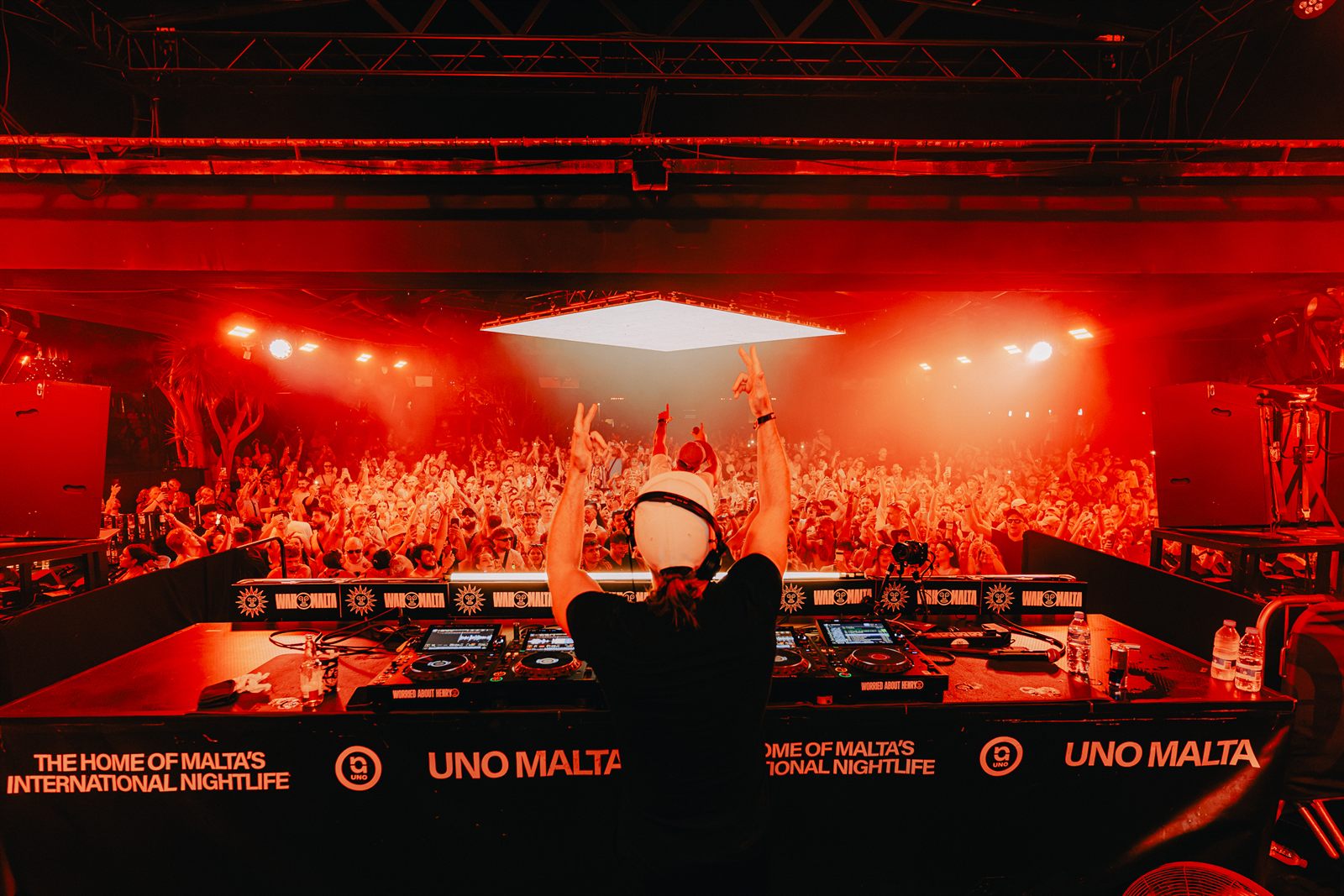 UNO Open Air Atmosphere